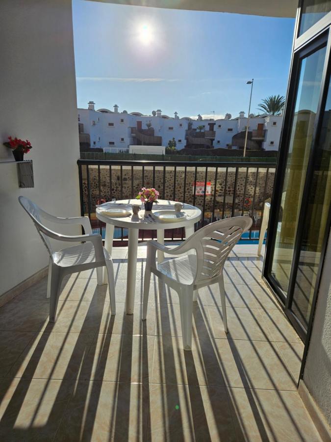 Ocean Front Cozy 2 Bedroom, 3 Beds Spacious- Netflix, Pool, Beach Lift & Fast Wifi Playa del Inglés Exterior foto